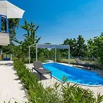 Nina Rose Boutique Вилла *