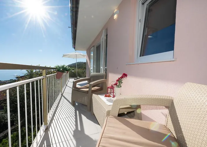 Villa Nina Rose Boutique Lovran